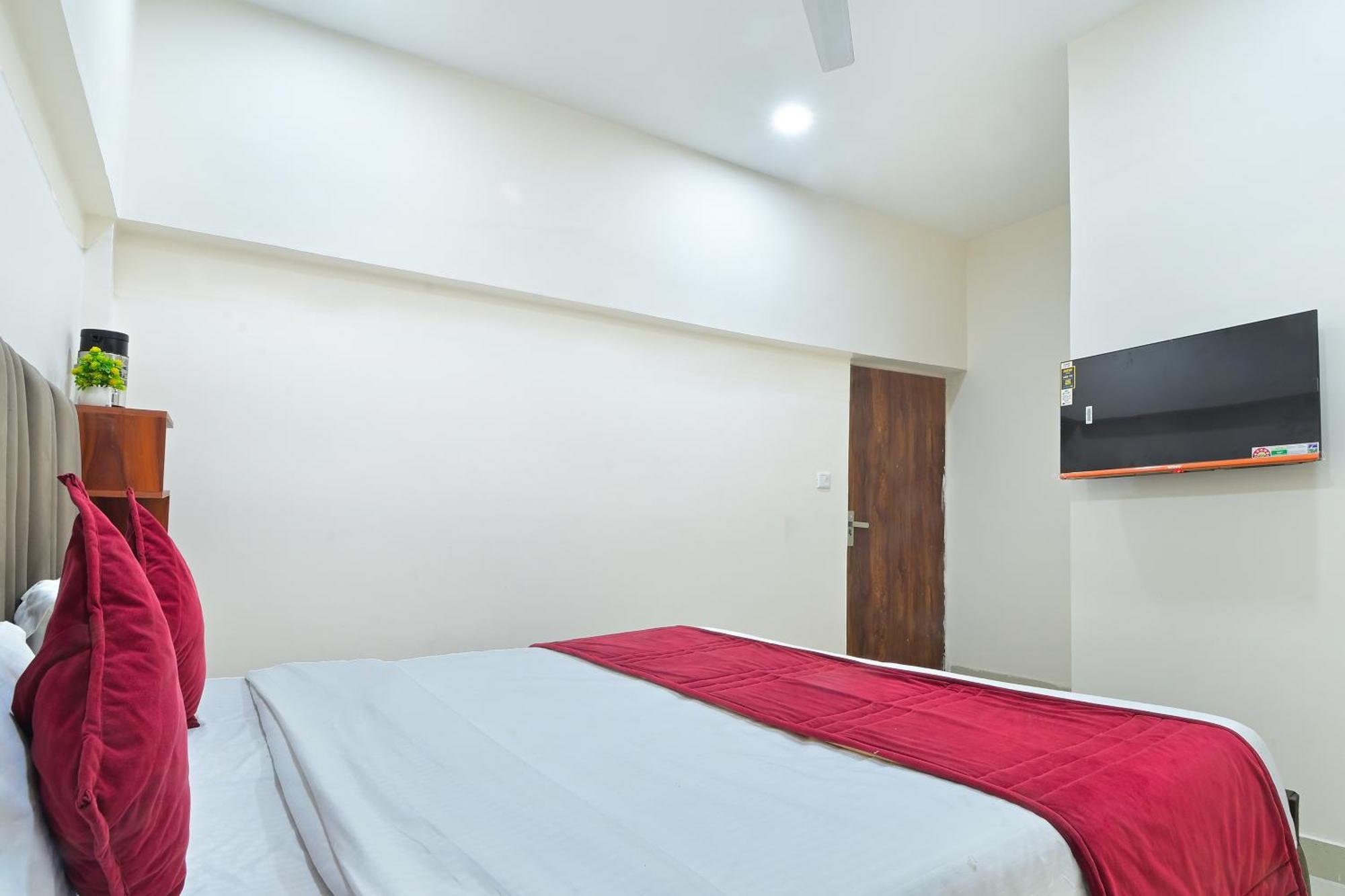 Chowdhry Tourist Lodge - New Delhi Railway Station - 2 Minutes Walk Εξωτερικό φωτογραφία